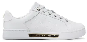 Sneakers Embossed Monogram