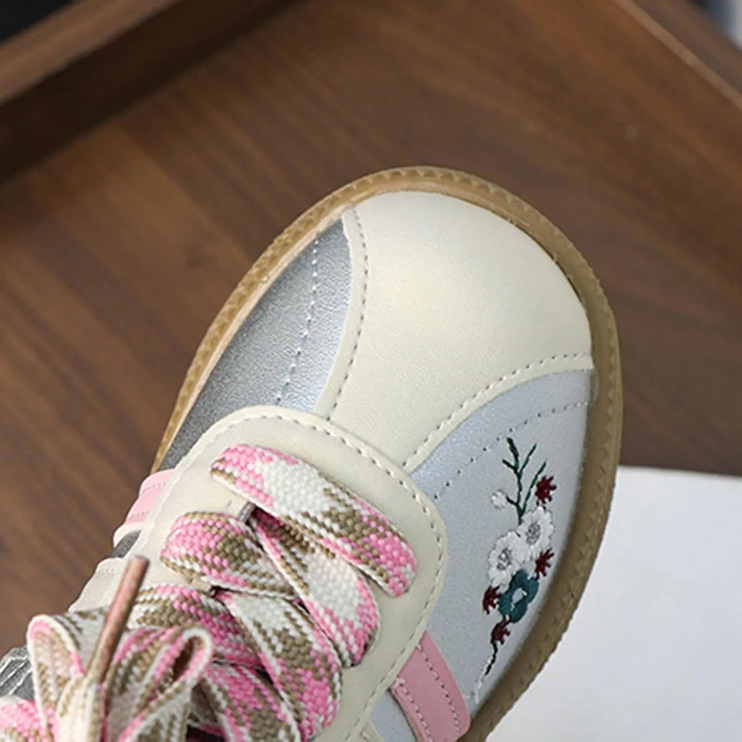 Toddler Kids Casual Sneakers Breathable Non-Slip Tennis Walking Shoes Embroidery Leather Suede Fabric Flats Sneakers