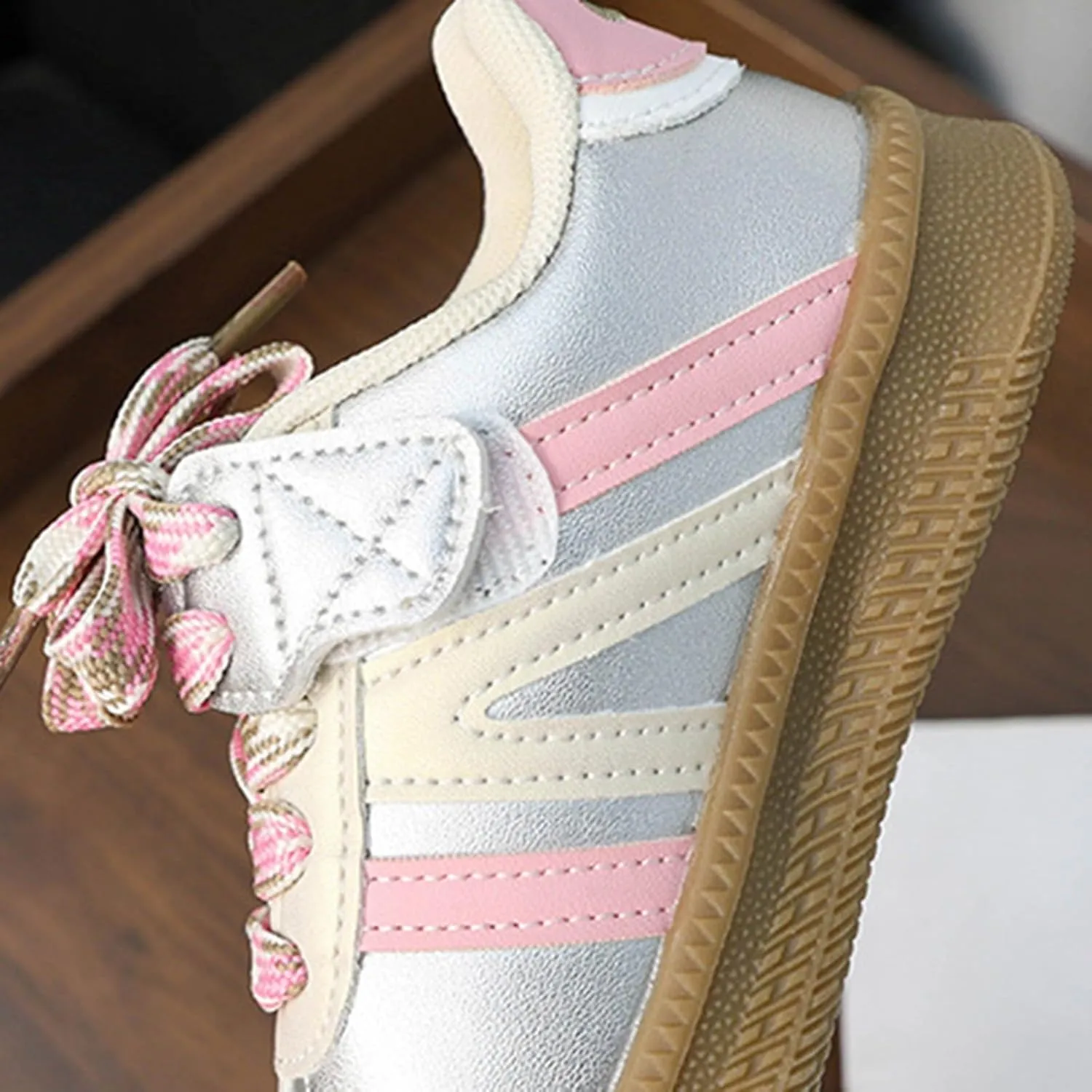 Toddler Kids Casual Sneakers Breathable Non-Slip Tennis Walking Shoes Embroidery Leather Suede Fabric Flats Sneakers